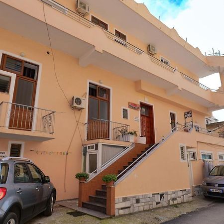 Armanda apartment Sarandë Exterior foto